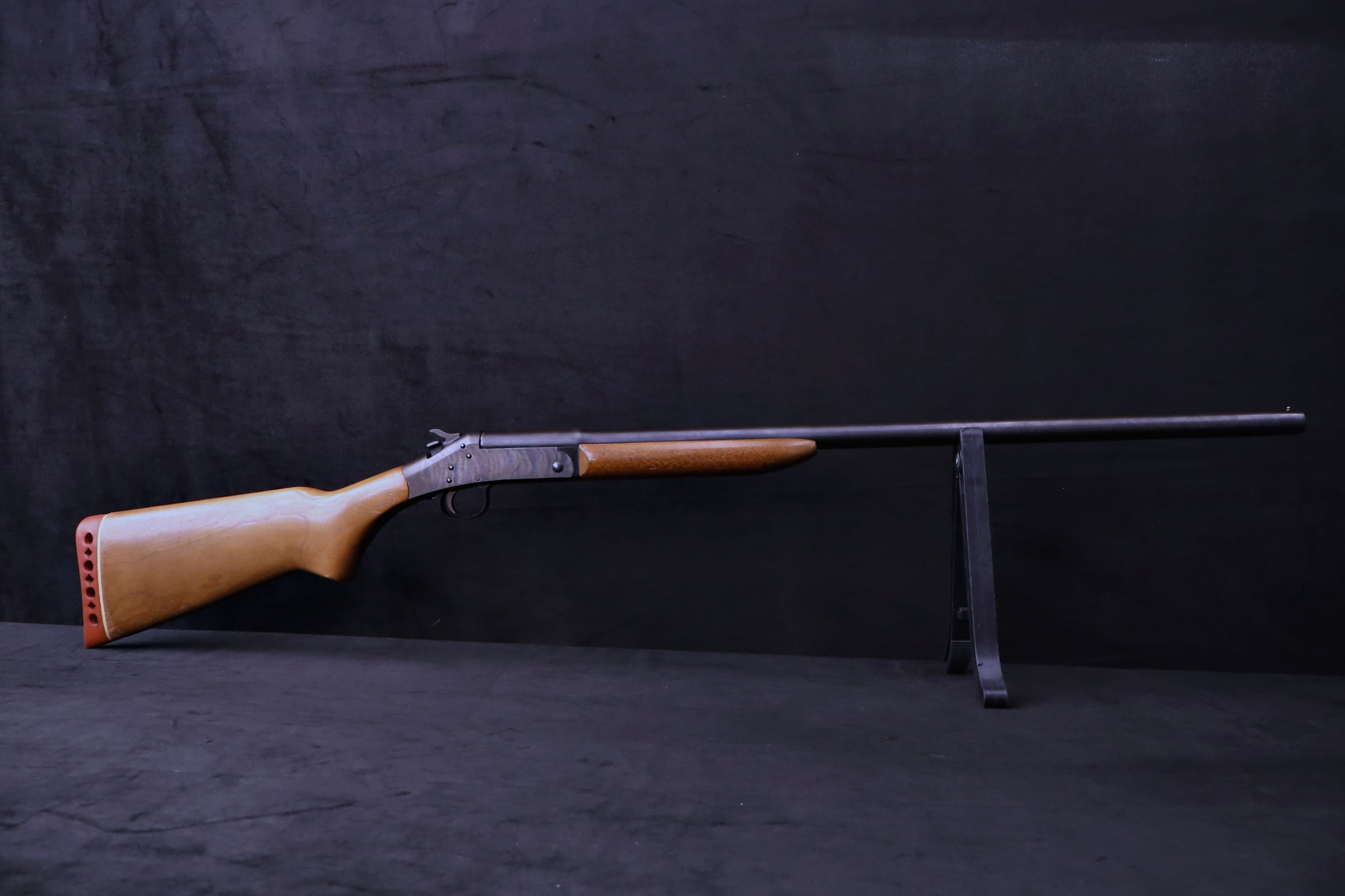 1971 H&R Topper Model 158 12 GA 28" BBL Vintage Single Shot-img-1