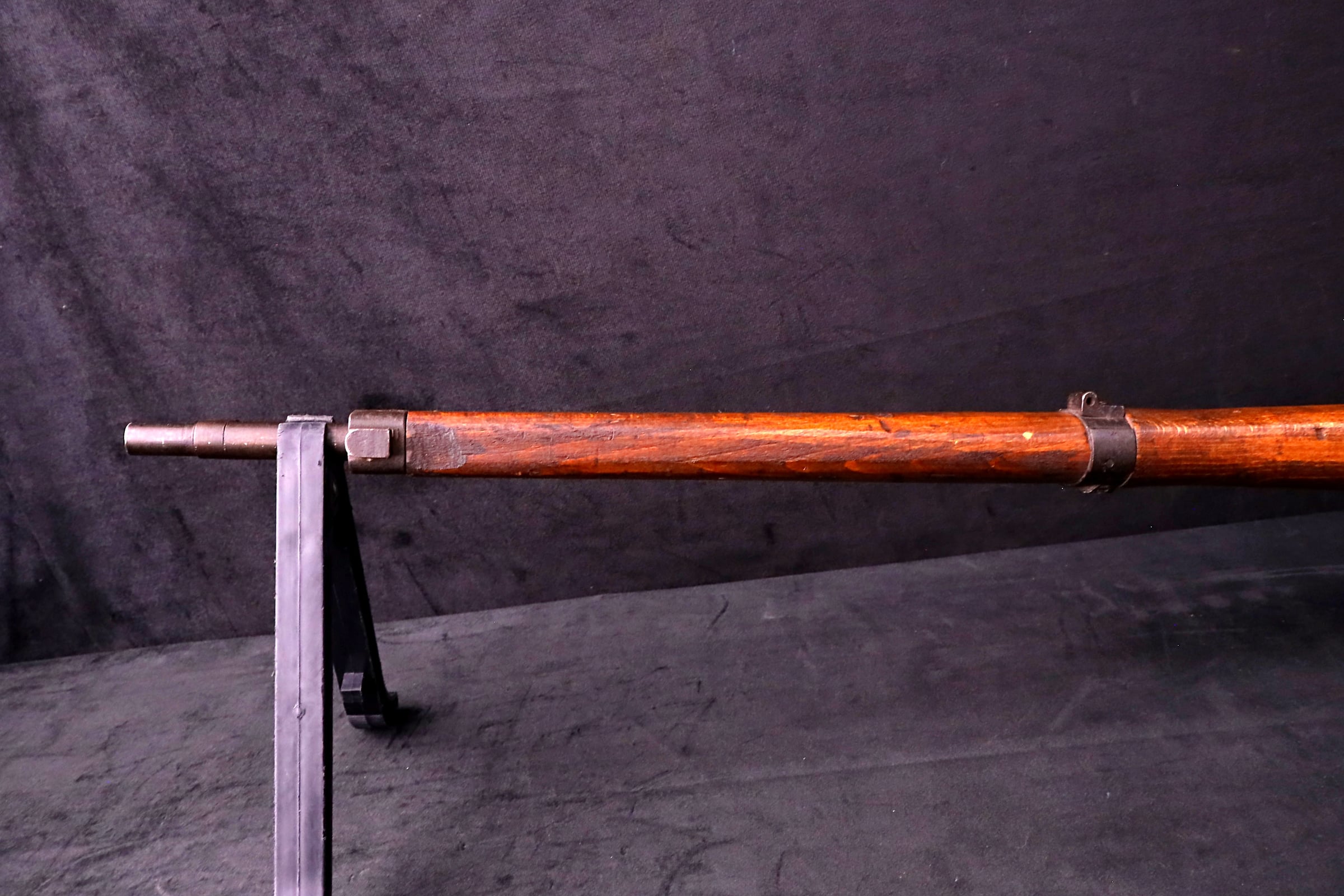 1944 WWII Japanese Arisaka Type 99 Last Ditch Rifle 7.7mm Rope Hole Stock-img-17
