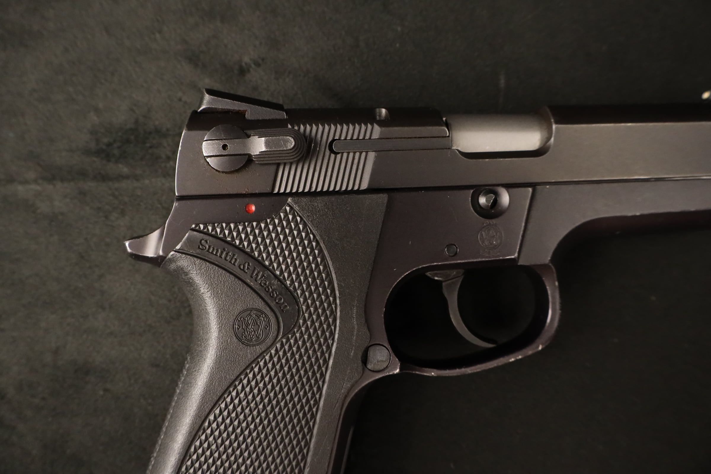 1995 Smith & Wesson 6904 9mm Third Gen Compact S&W Novak Sights-img-3