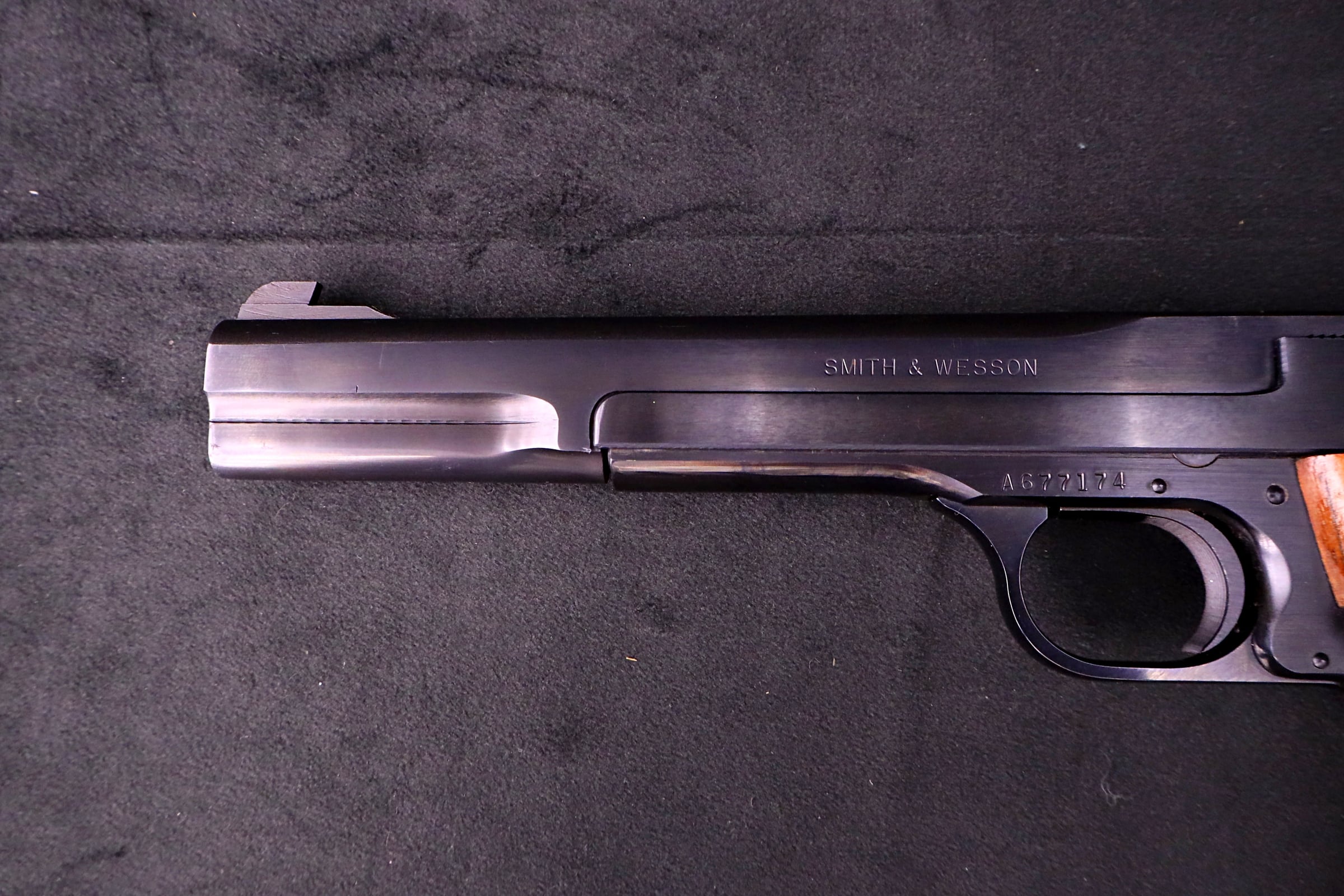 Smith & Wesson Model 41 .22 LR 7" Barrel Blued Single Action Target Pistol-img-4