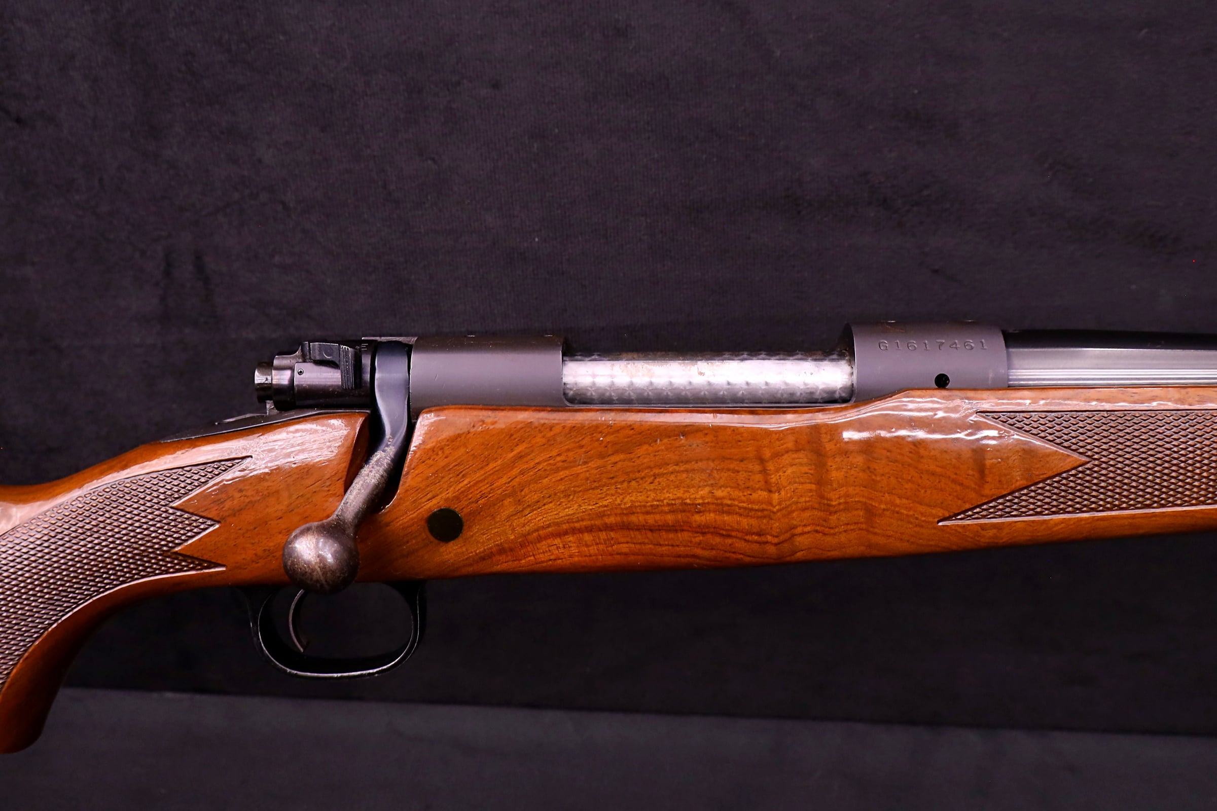 Winchester Model 70 Westerner 7mm Remington Magnum 24" Blued & Walnut-img-22