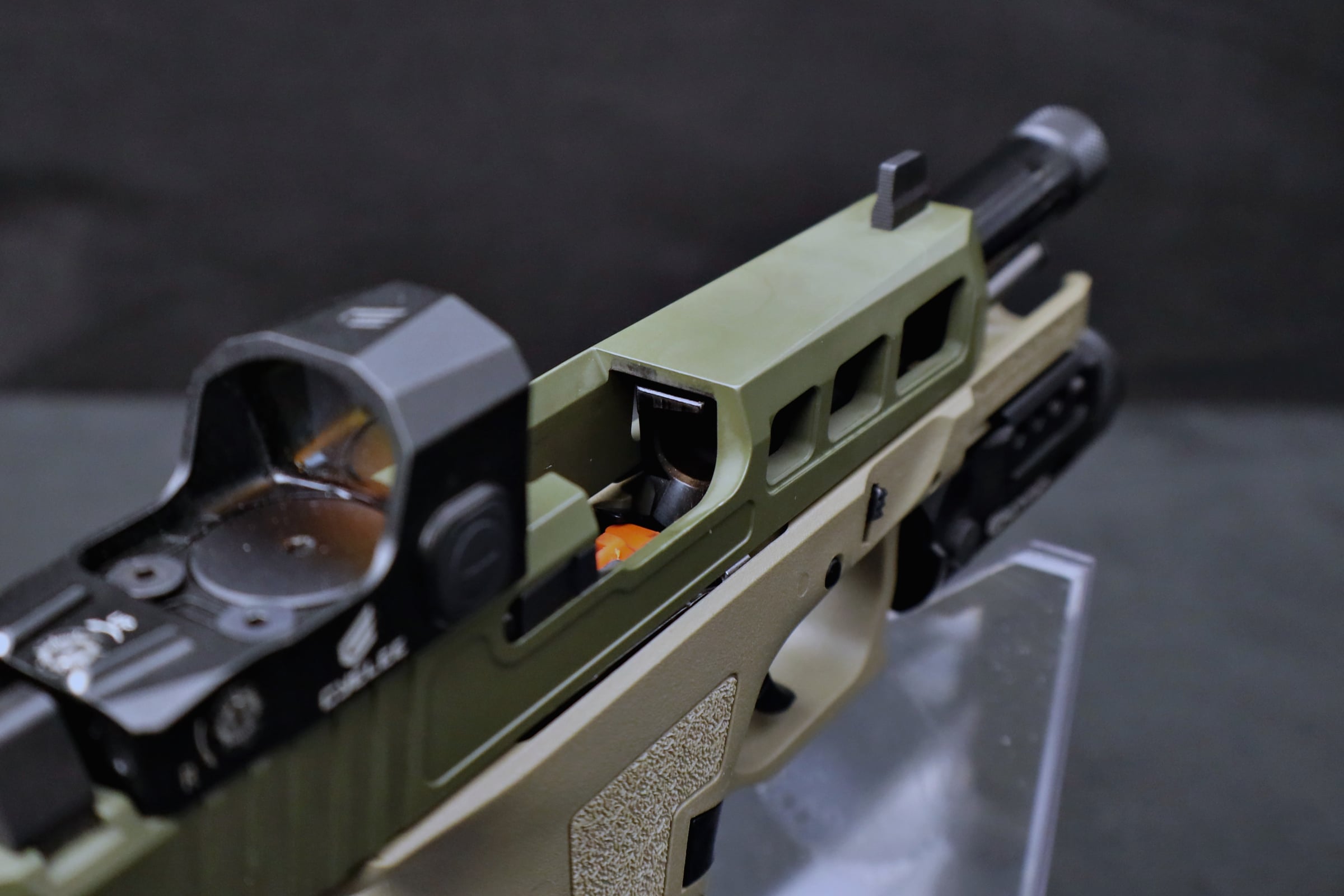 Palmetto State Armory Dagger Compact 9mm w/ Red Dot Light & Case-img-19