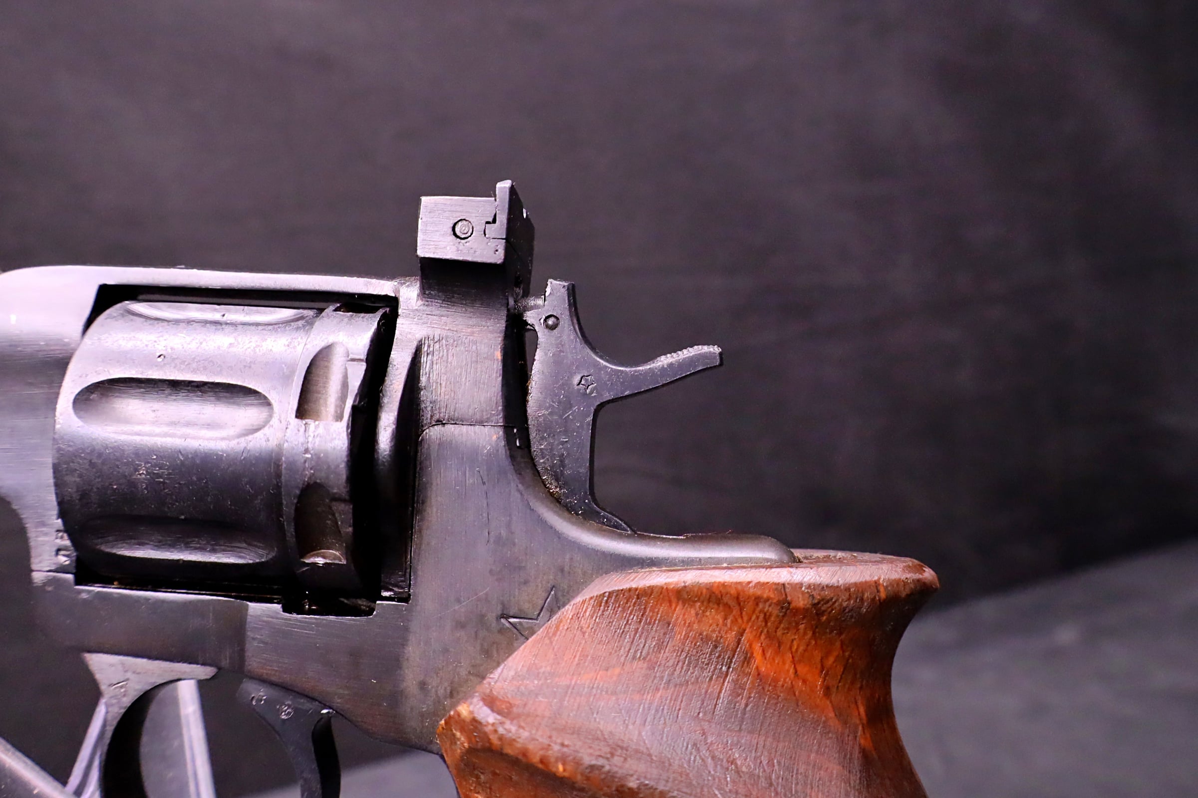 1995 Nagant Sport Target Revolver 7.62x38R Wood Target Grip Russia-img-16