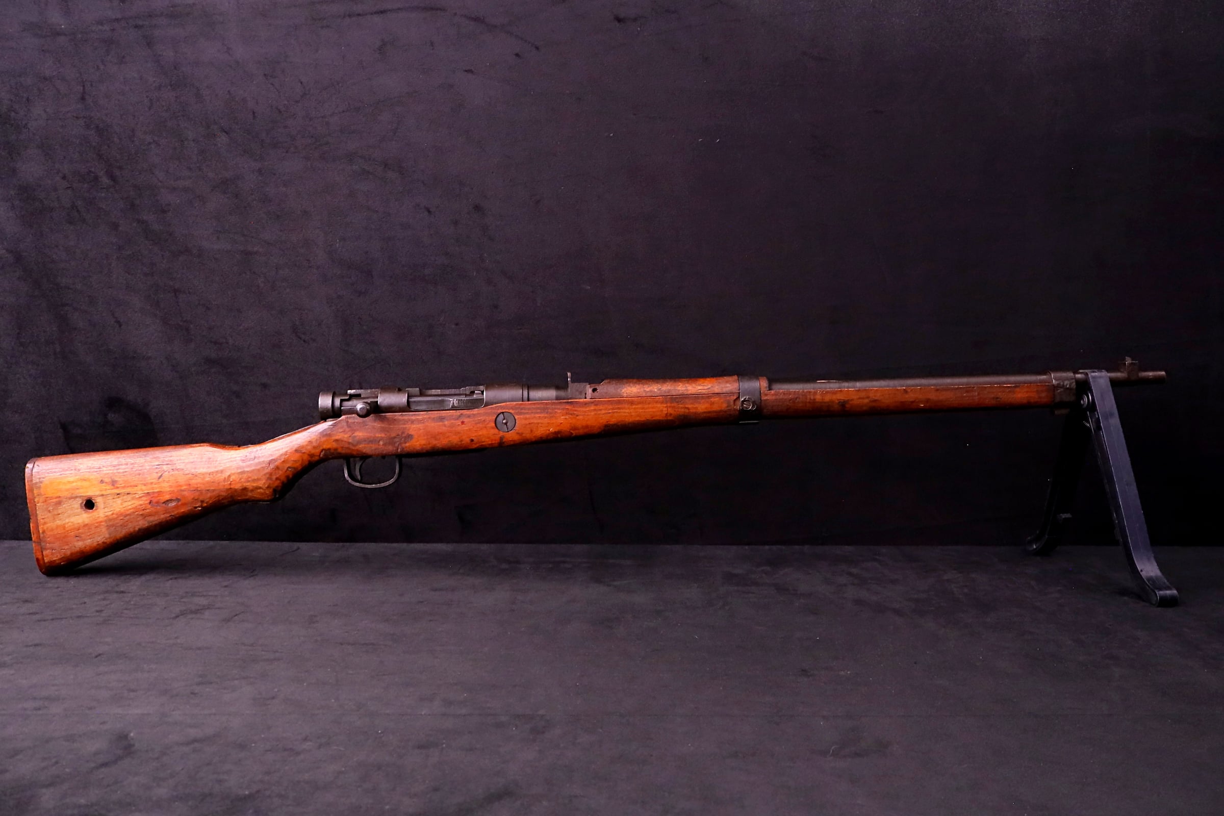 1944 WWII Japanese Arisaka Type 99 Last Ditch Rifle 7.7mm Rope Hole Stock-img-4