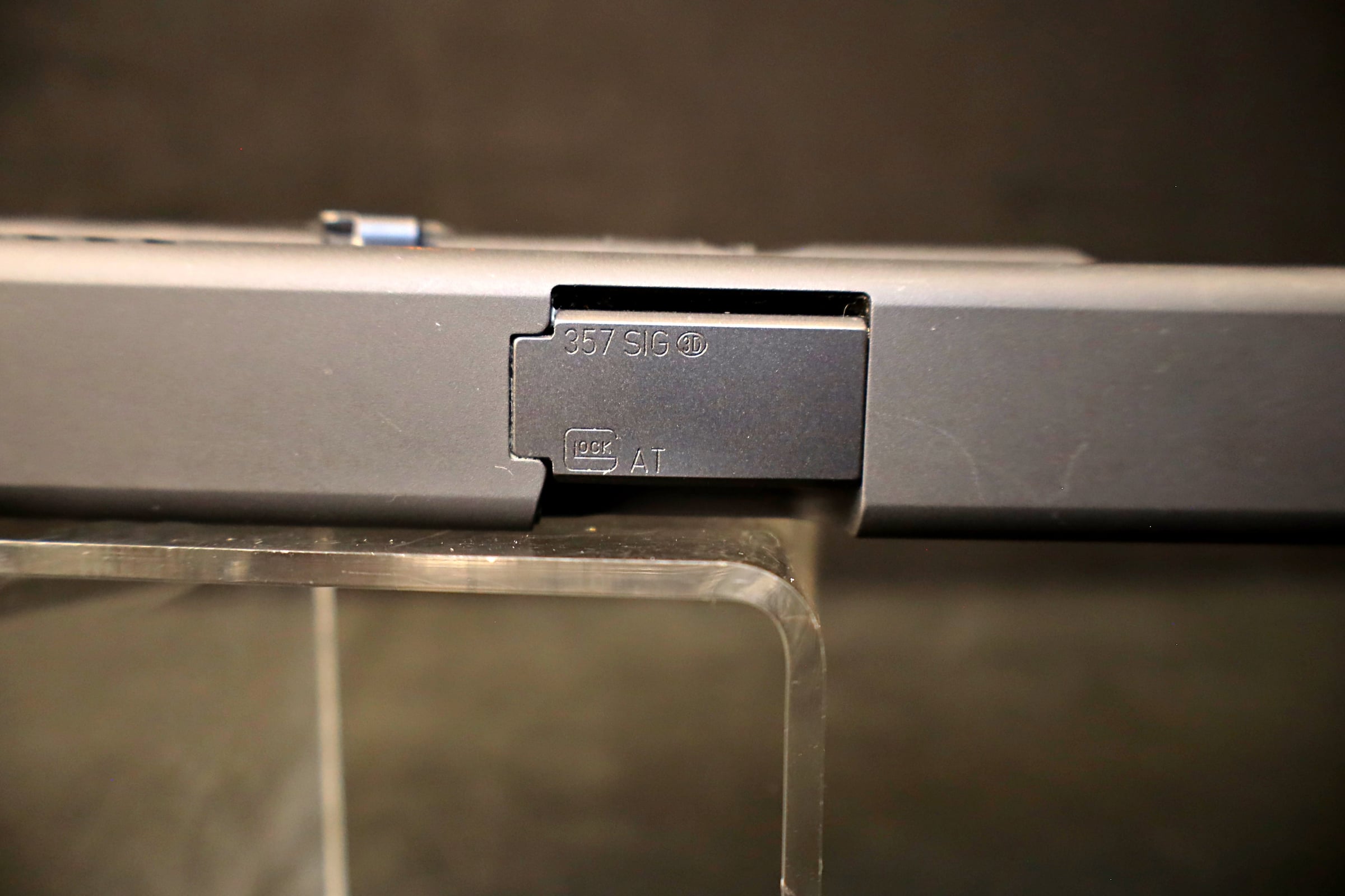 Glock 32 Gen4 .357 SIG Semi Auto Pistol 13+1 Compact Austria-img-24