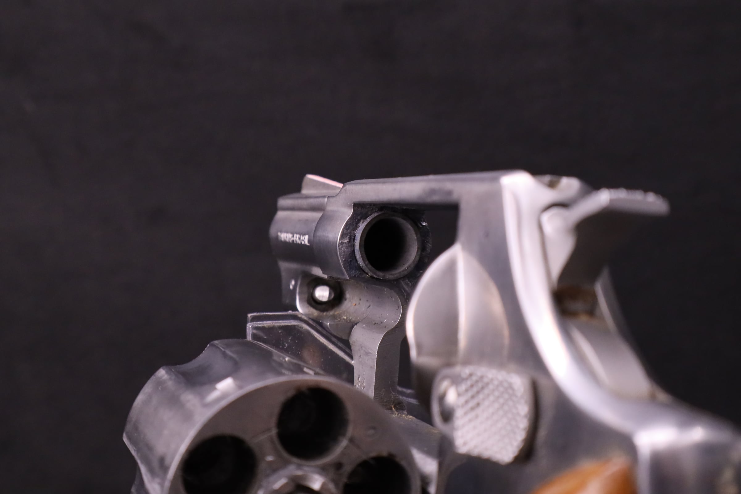 Taurus Model 85 .38 Special 2" Stainless 5-Shot Snub Revolver Walnut Grips-img-10