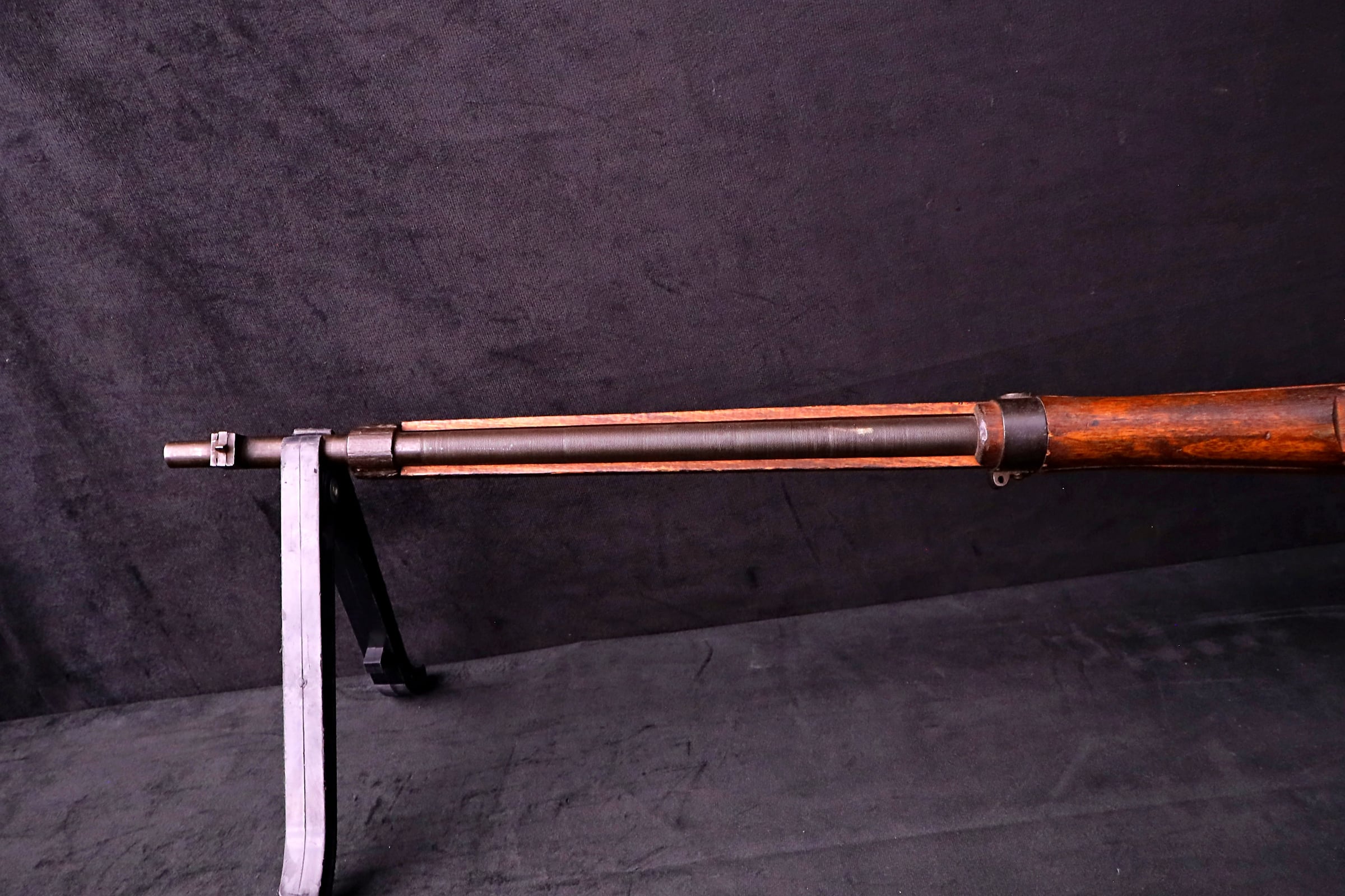 1944 WWII Japanese Arisaka Type 99 Last Ditch Rifle 7.7mm Rope Hole Stock-img-14