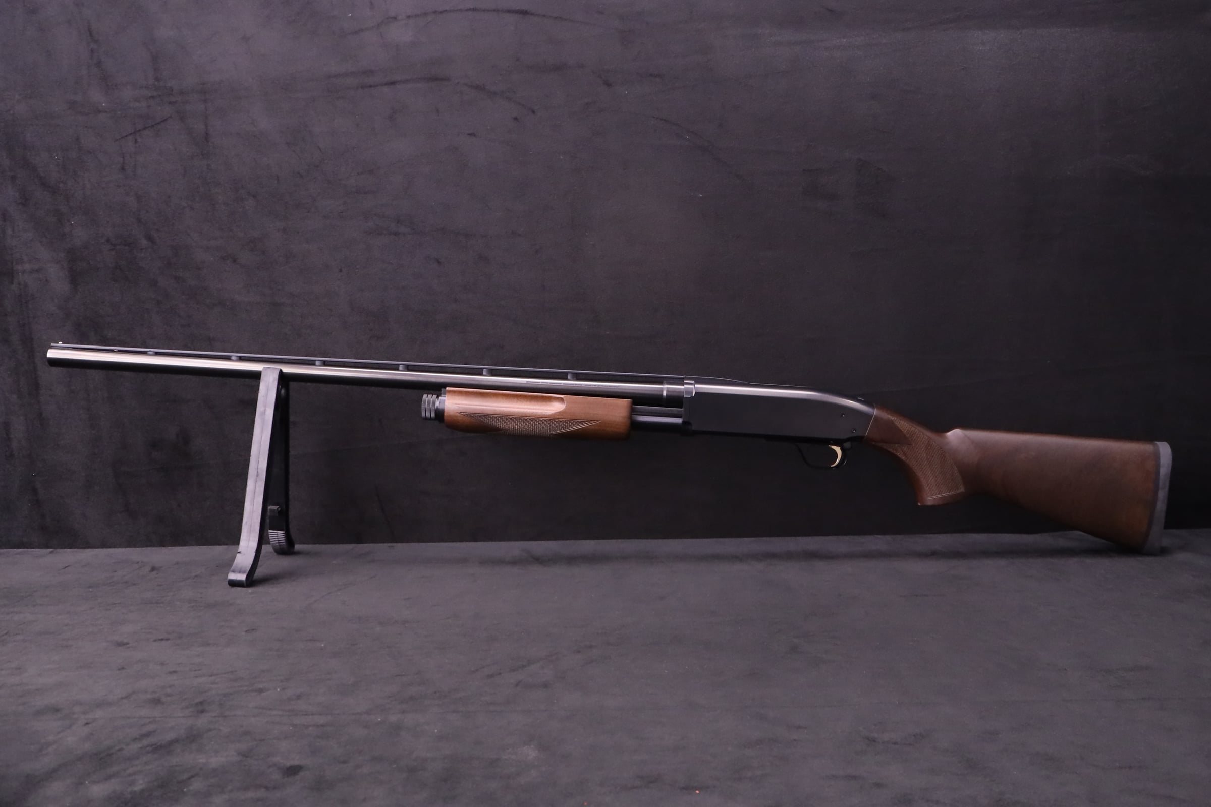 Browning BPS Field 12 GA 28" BBL Ventilated Rib Miroku-img-15