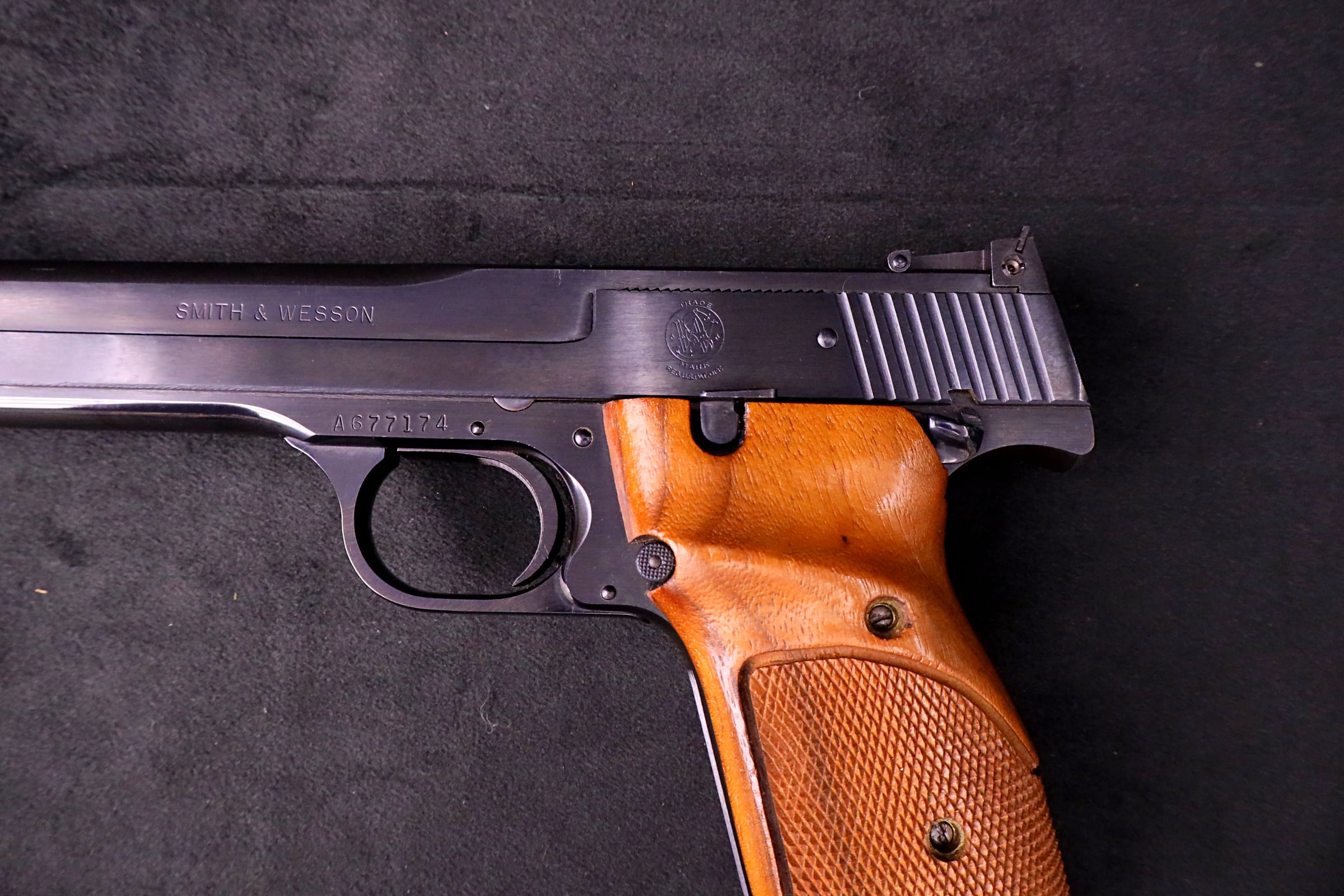 Smith & Wesson Model 41 .22 LR 7" Barrel Blued Single Action Target Pistol-img-3
