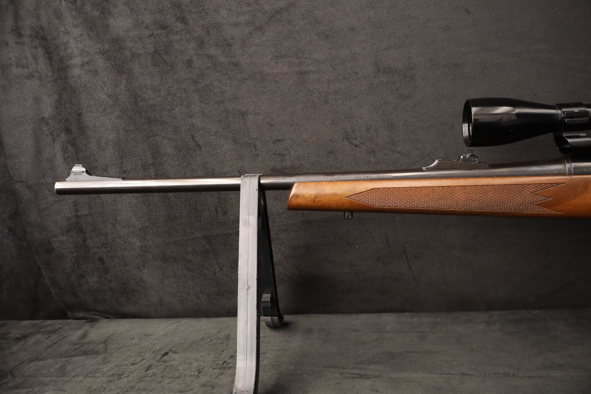 1983 Remington Model 700 ADL WALNUT .243 Win -img-20