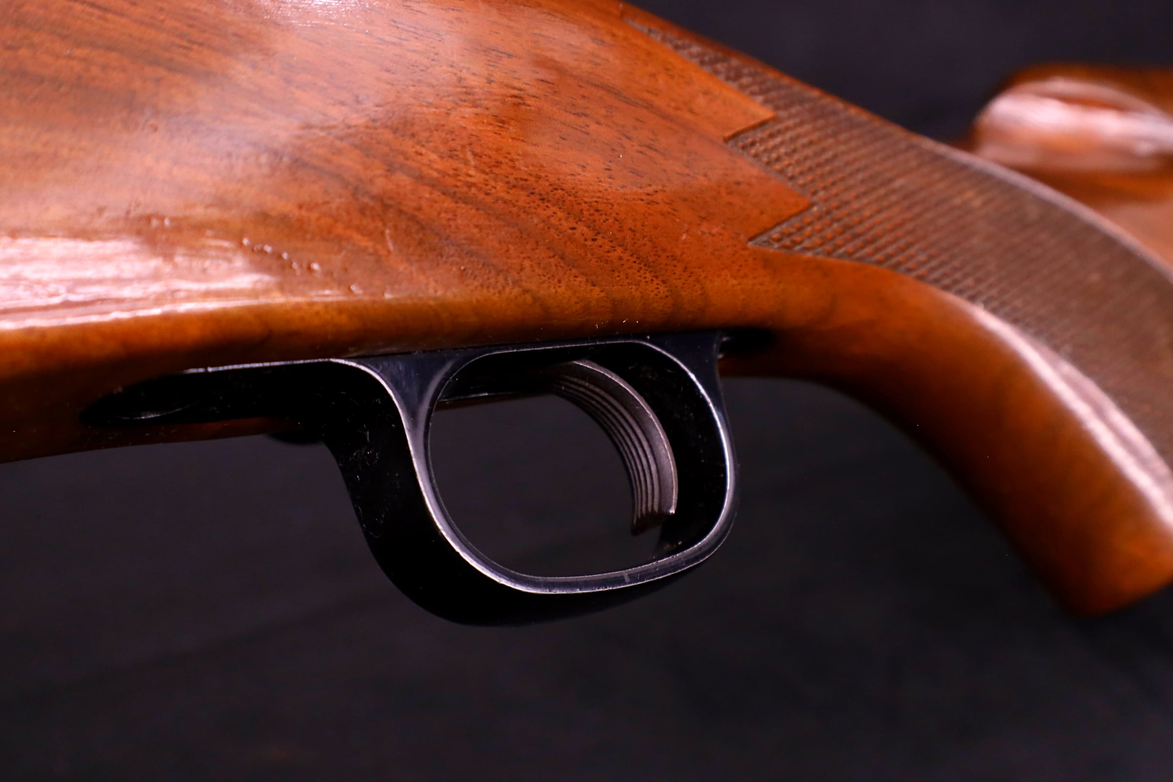 Winchester Model 70 Westerner 7mm Remington Magnum 24" Blued & Walnut-img-24
