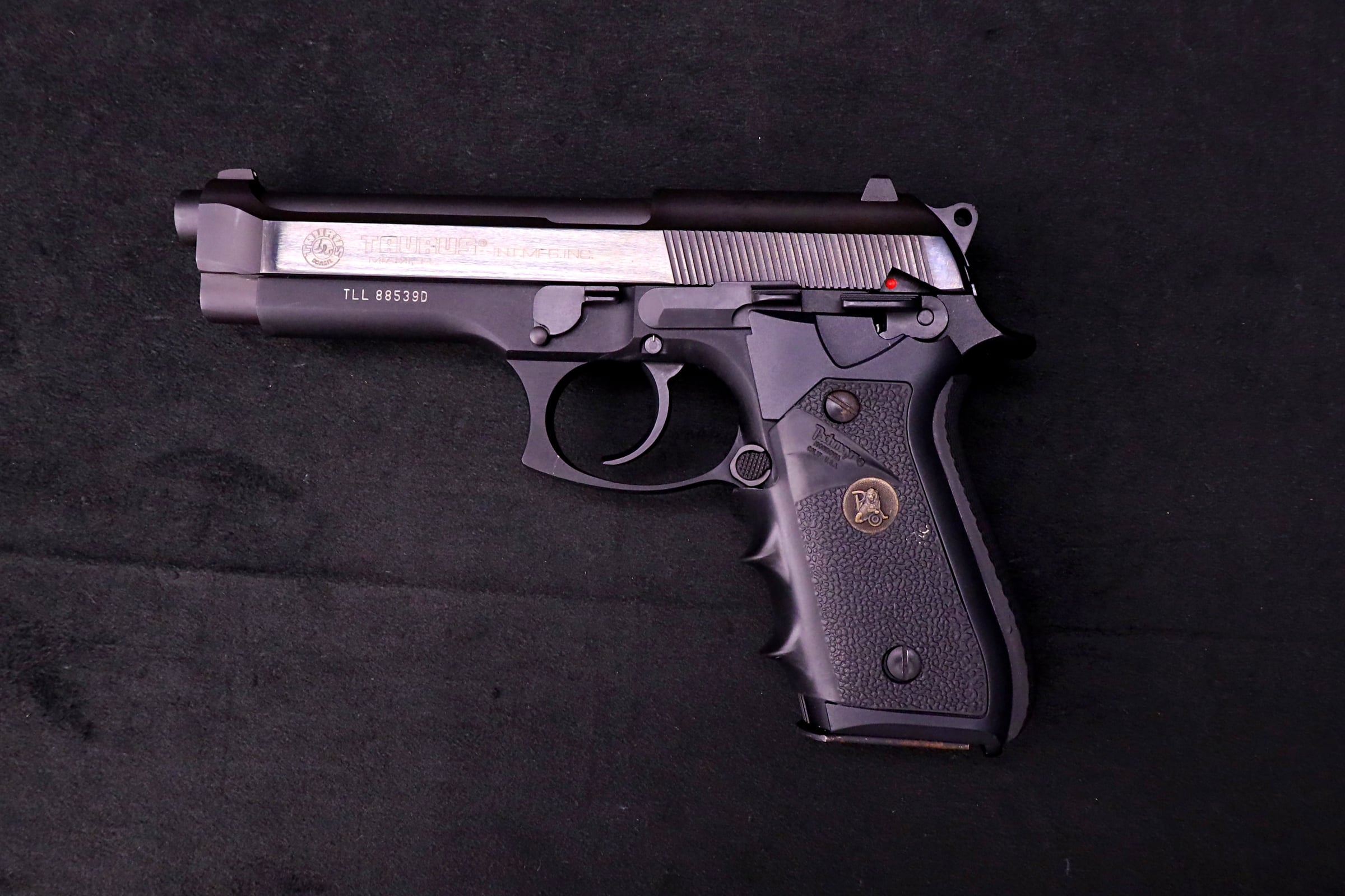 1992 Taurus PT92 AF 9mm Semi Auto Pistol 4.9" Barrel DA/SA Decocker-img-2
