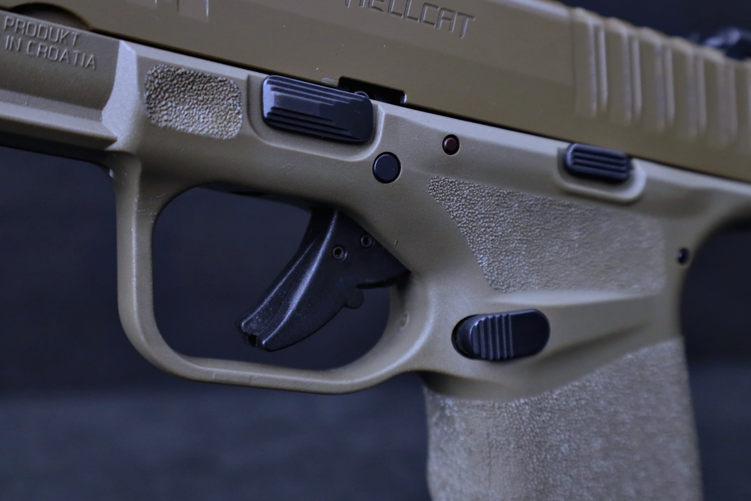 Springfield Hellcat 9mm 3" BBL FDE w/ Holster-img-21