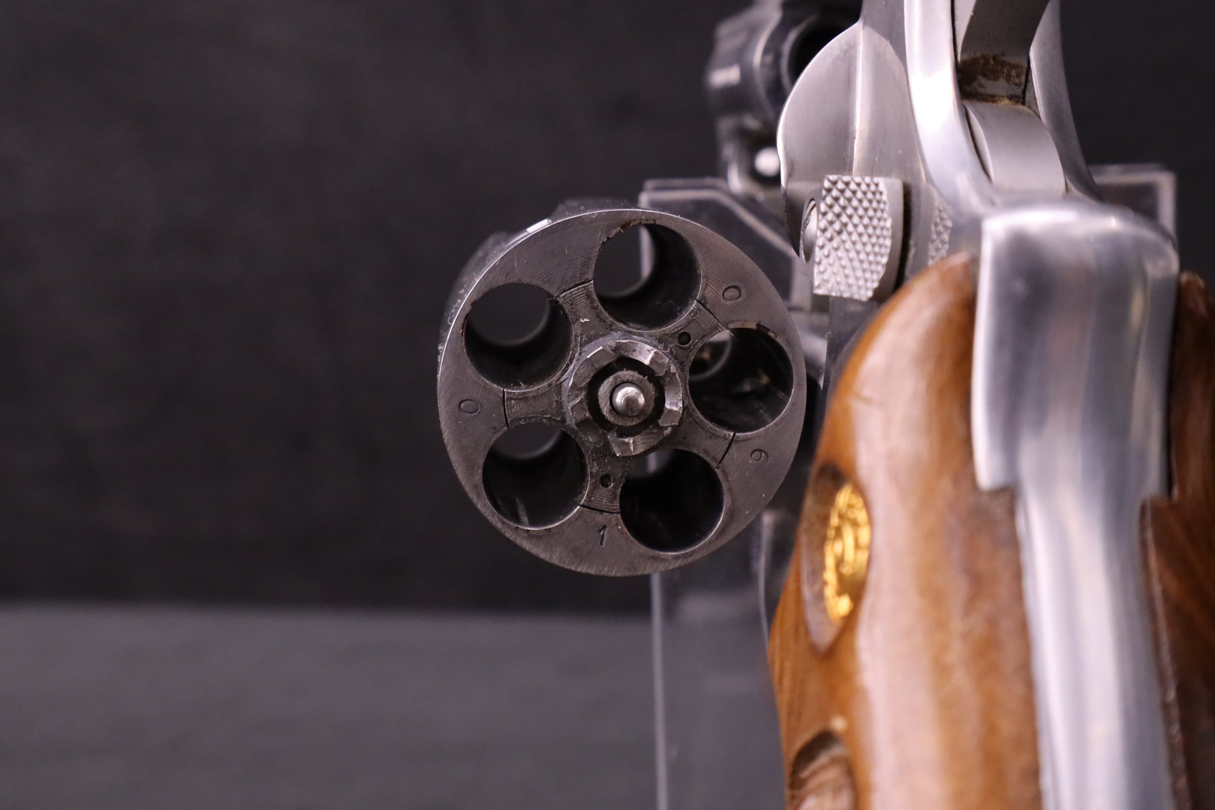 Taurus Model 85 .38 Special 2" Stainless 5-Shot Snub Revolver Walnut Grips-img-11