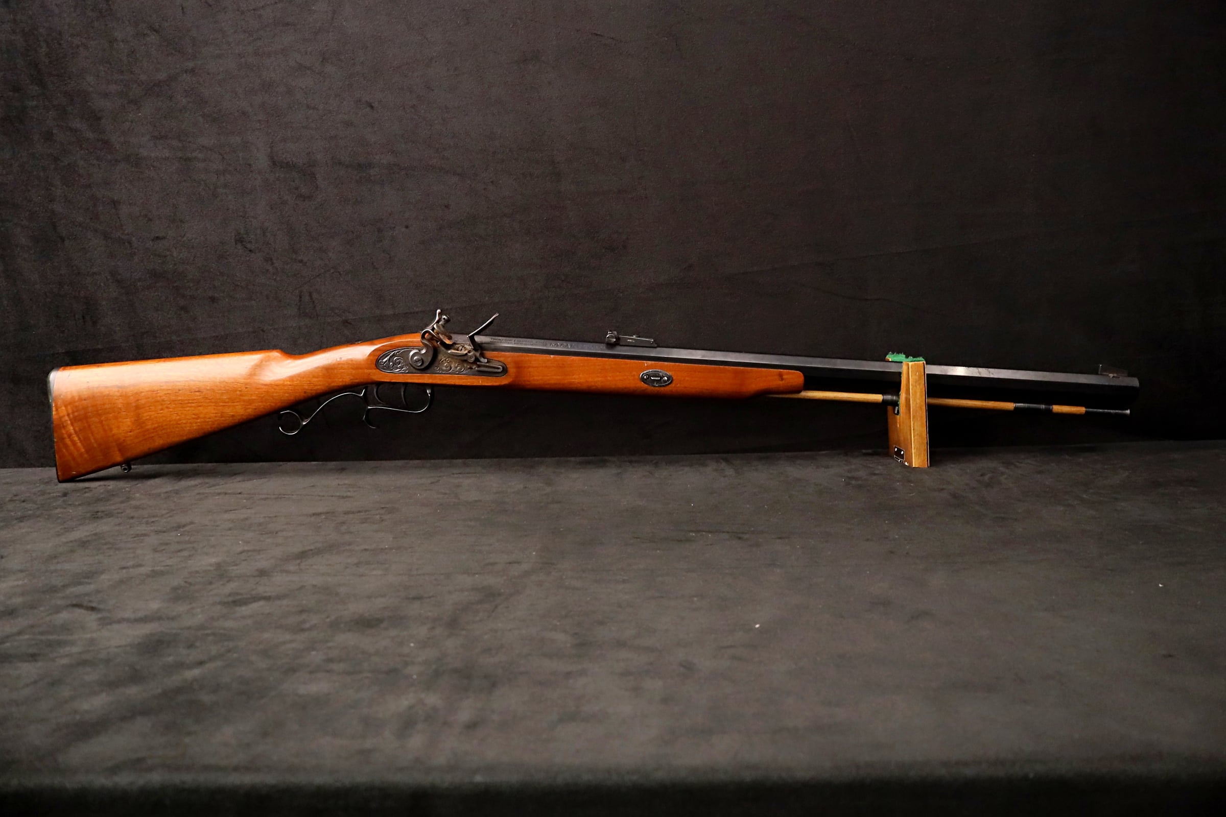 Thompson Center Renegade .50 Cal Flintlock 28" Octagon Muzzleloader-img-4