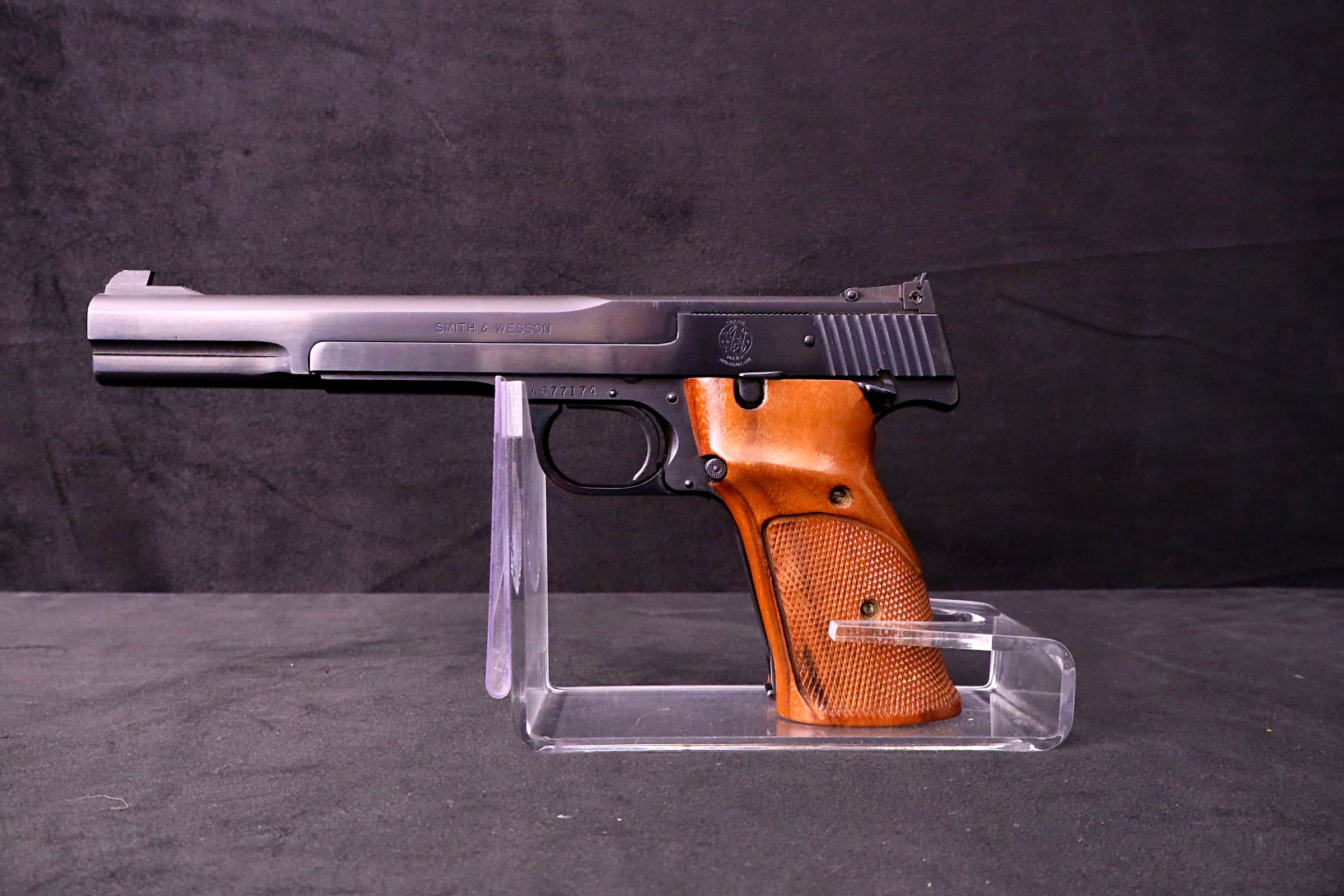 Smith & Wesson Model 41 .22 LR 7" Barrel Blued Single Action Target Pistol-img-13