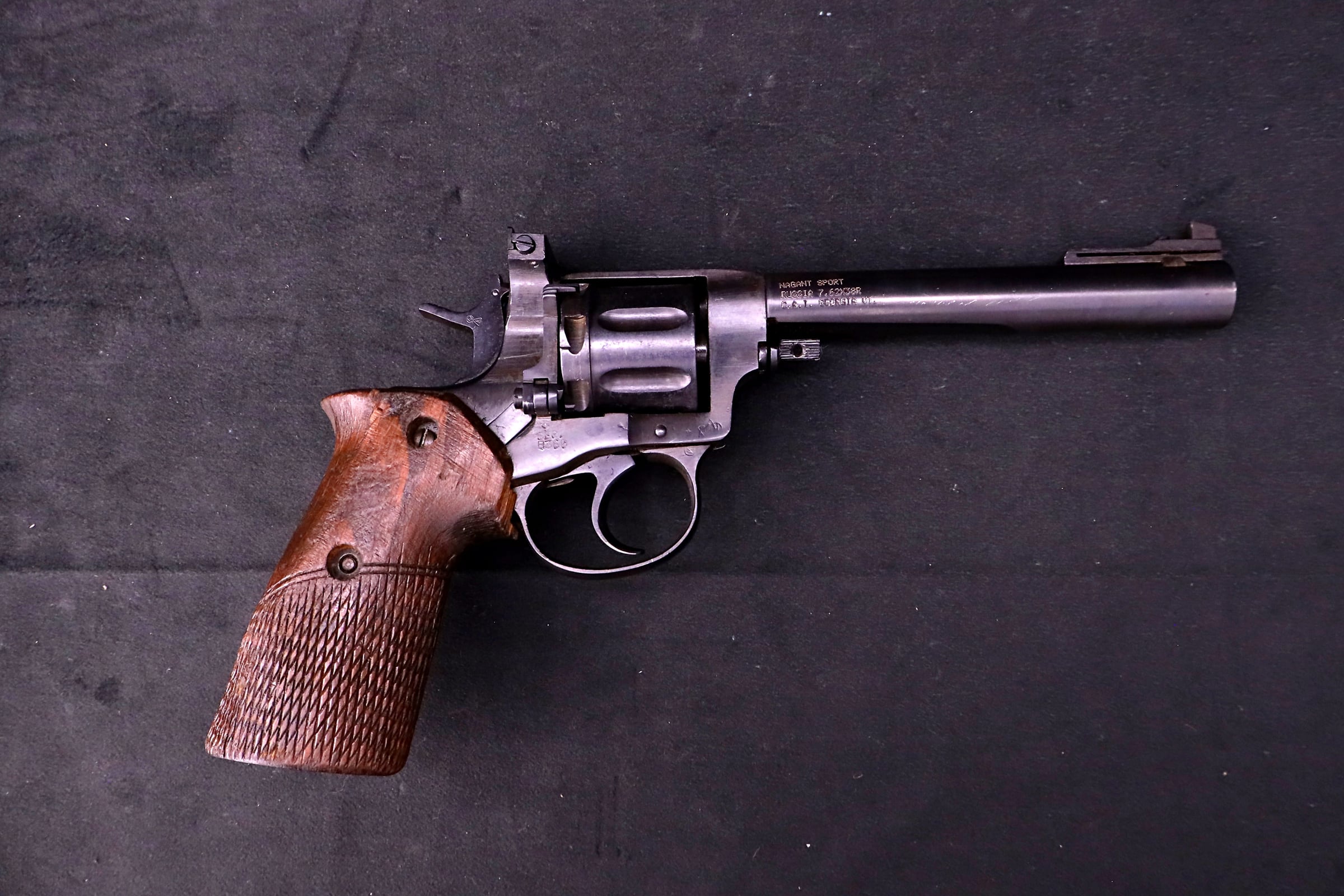1995 Nagant Sport Target Revolver 7.62x38R Wood Target Grip Russia-img-6