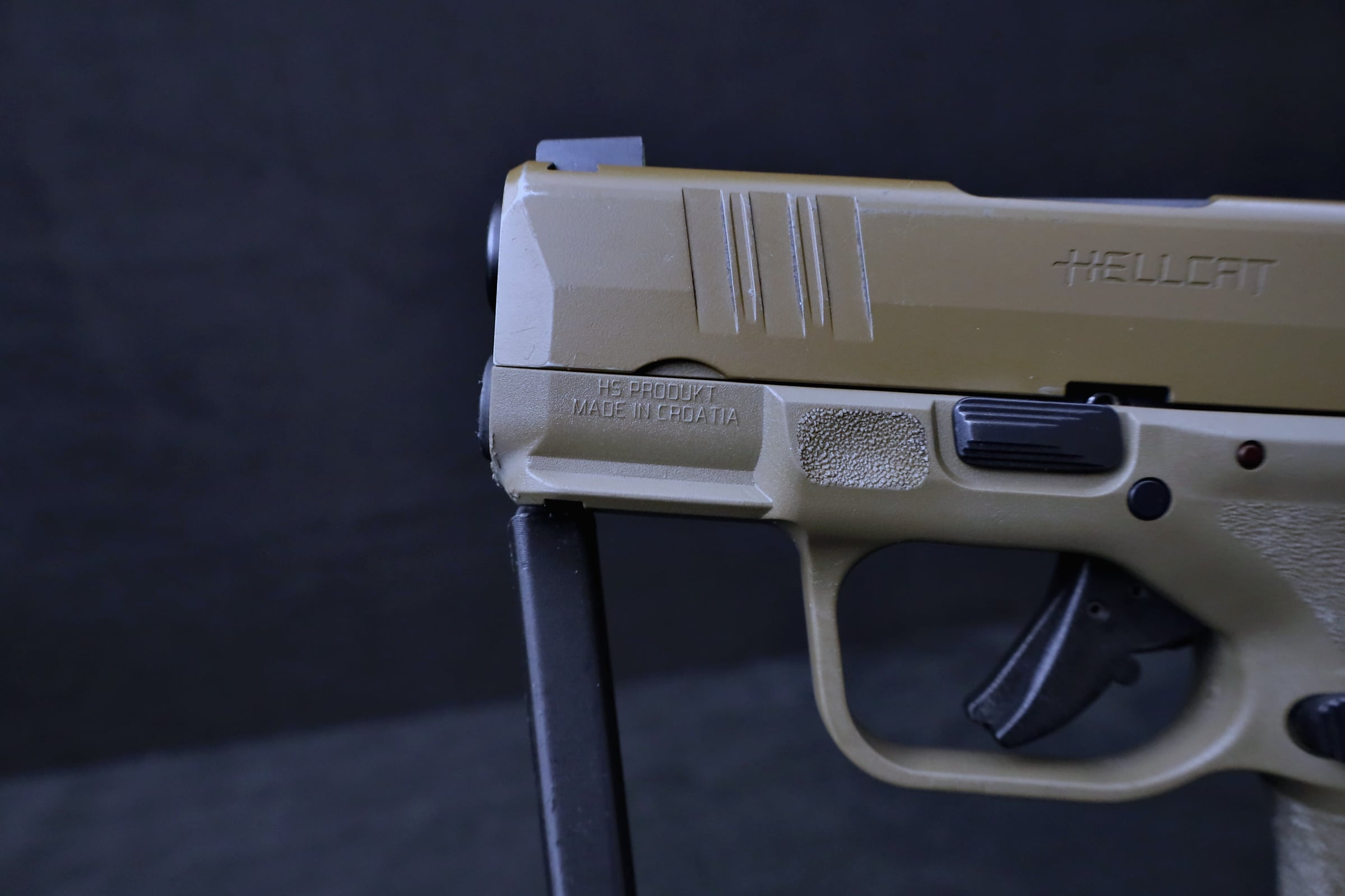 Springfield Hellcat 9mm 3" BBL FDE w/ Holster-img-19