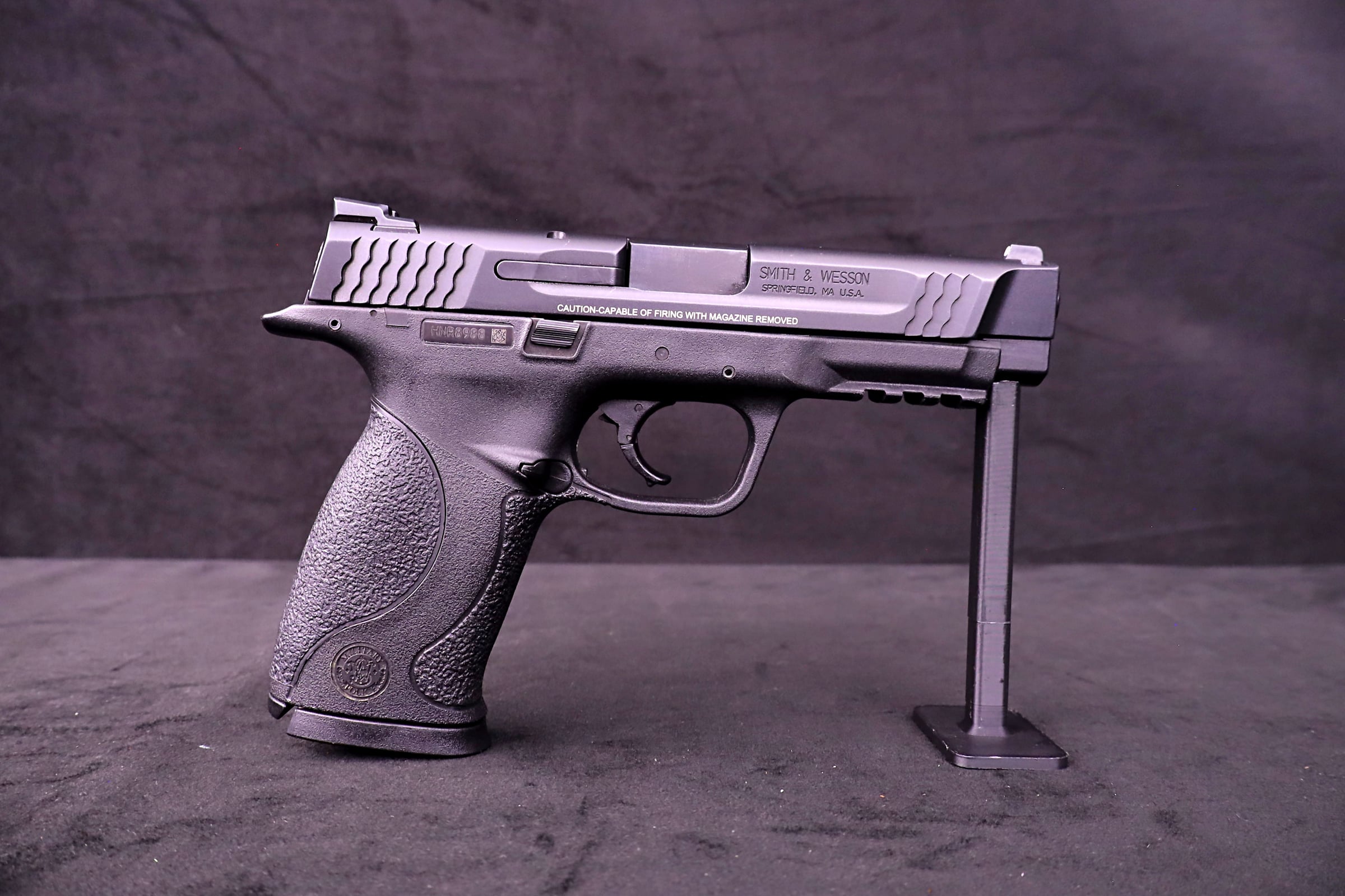 Smith & Wesson M&P45 .45 Auto Full Size Striker Fired Duty Pistol-img-9