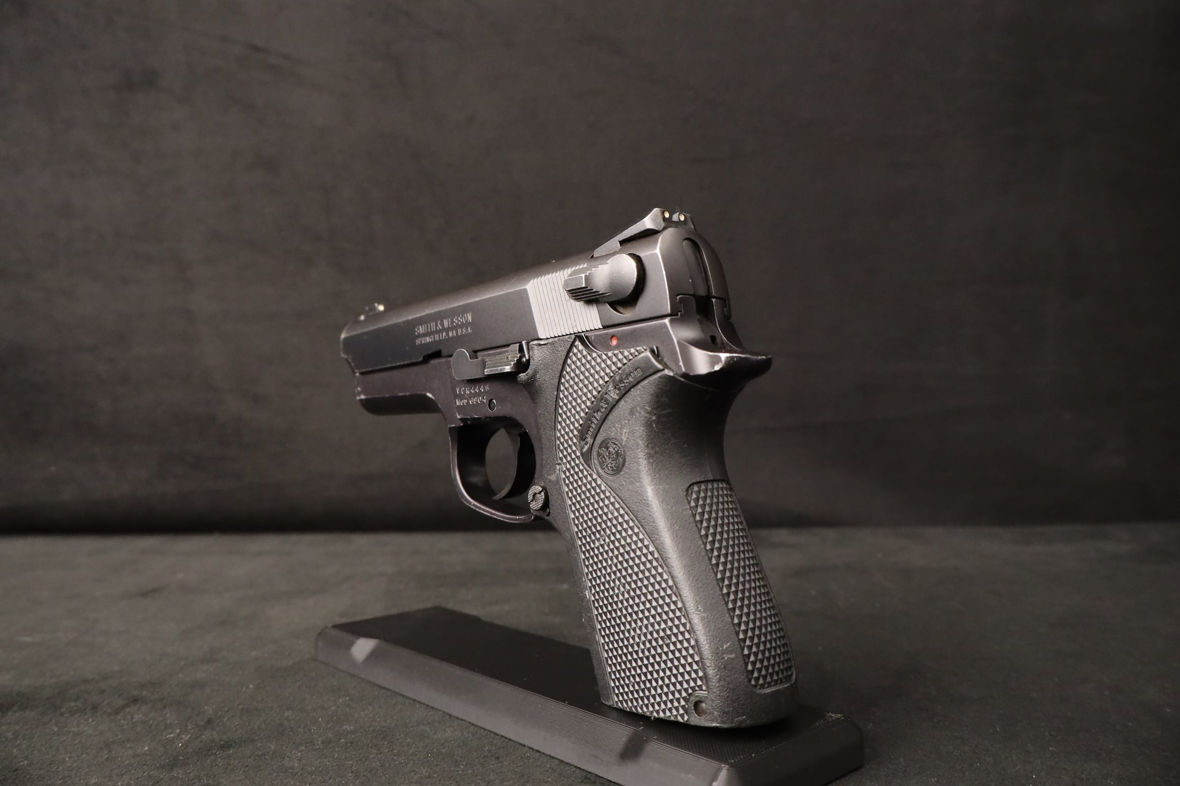 1995 Smith & Wesson 6904 9mm Third Gen Compact S&W Novak Sights-img-10