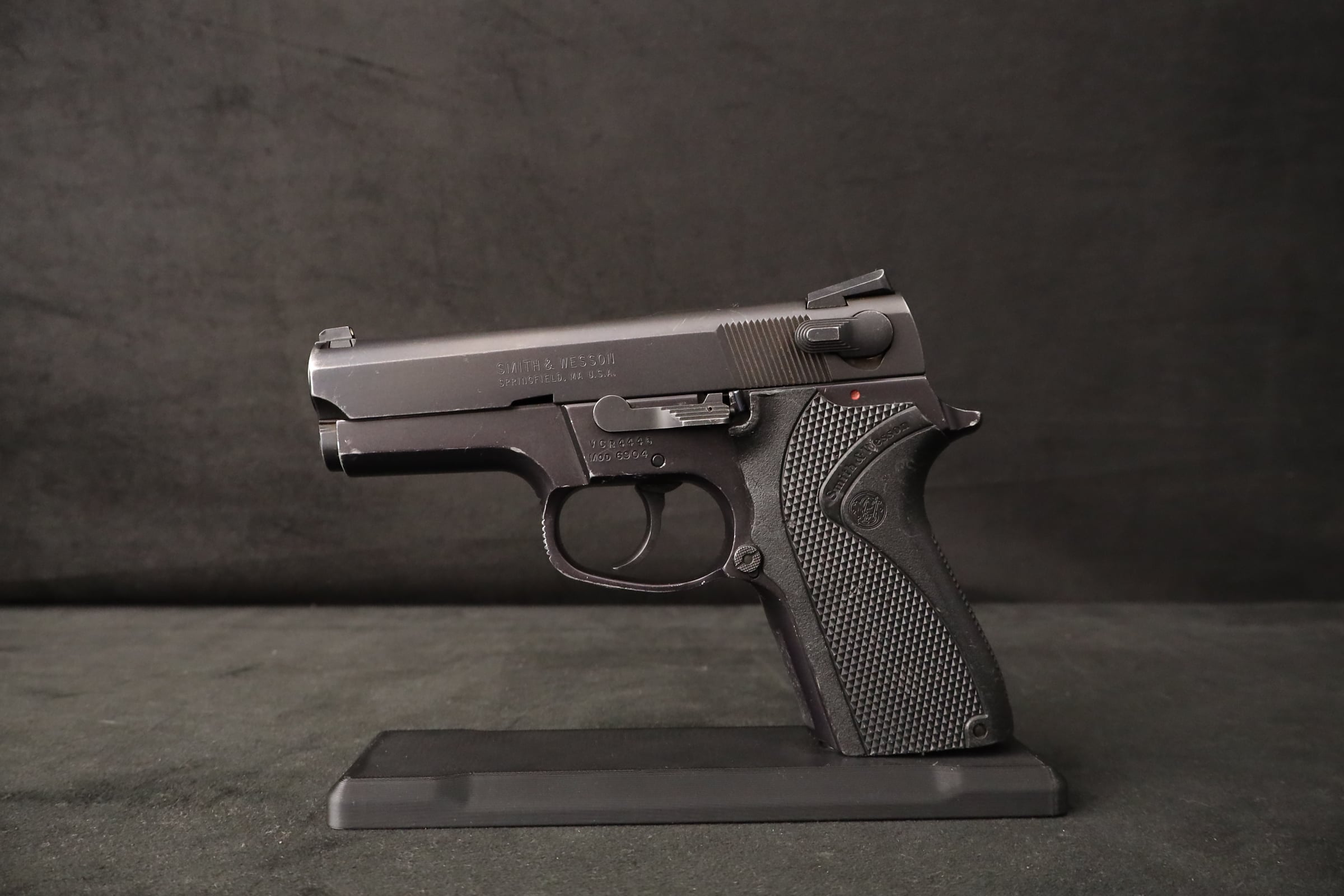 1995 Smith & Wesson 6904 9mm Third Gen Compact S&W Novak Sights-img-9