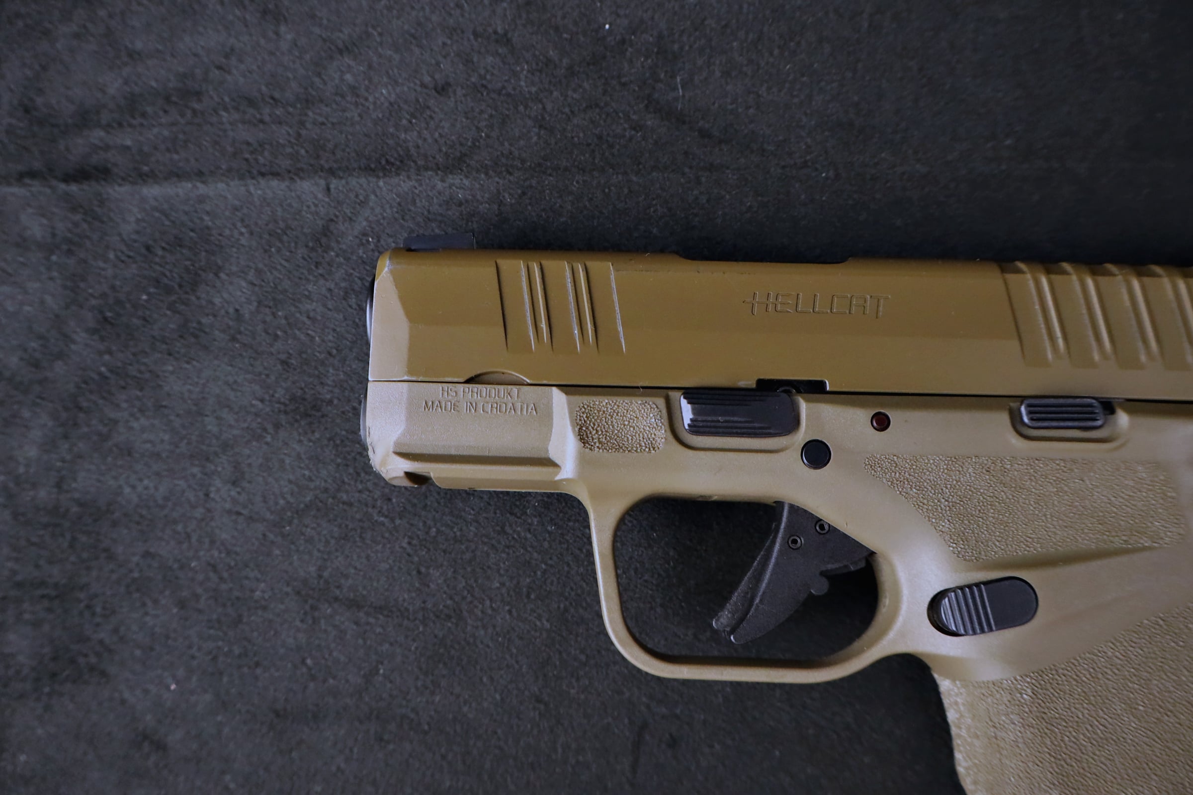 Springfield Hellcat 9mm 3" BBL FDE w/ Holster-img-10