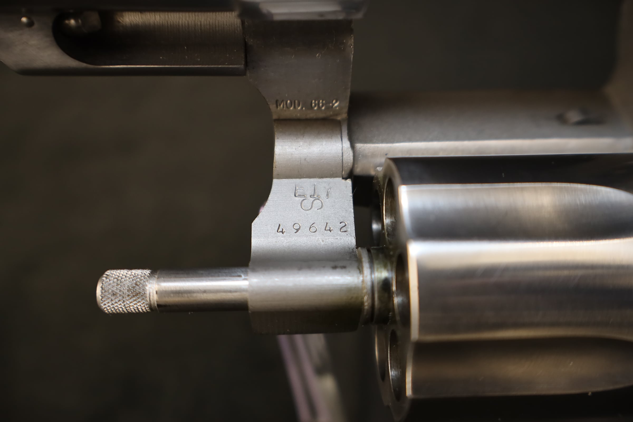 1984 Smith & Wesson Model 66-2 .357 Magnum 2.5" Stainless Combat Magnum-img-24